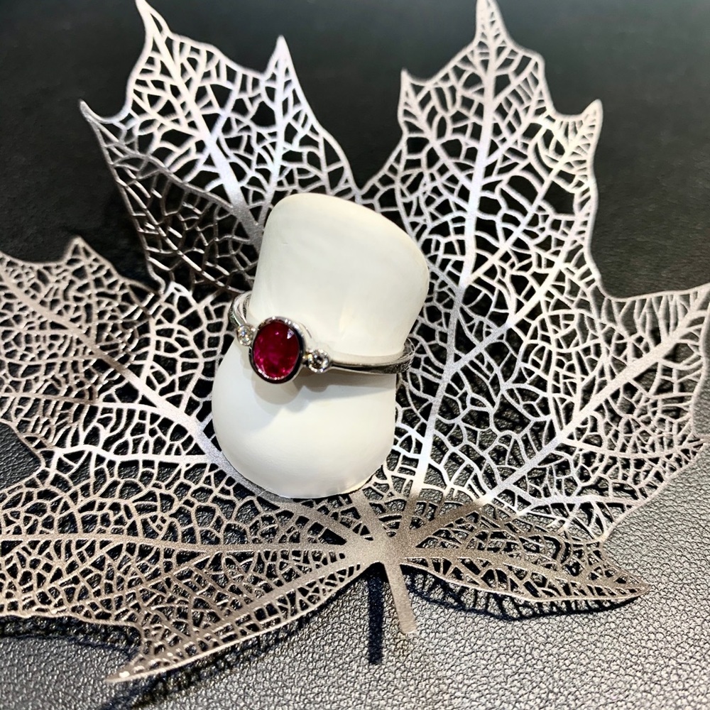 SOLD!!!!Natural Gem Ruby & Diamond 18 KT Custom Made Ring - Picture 8 of 8